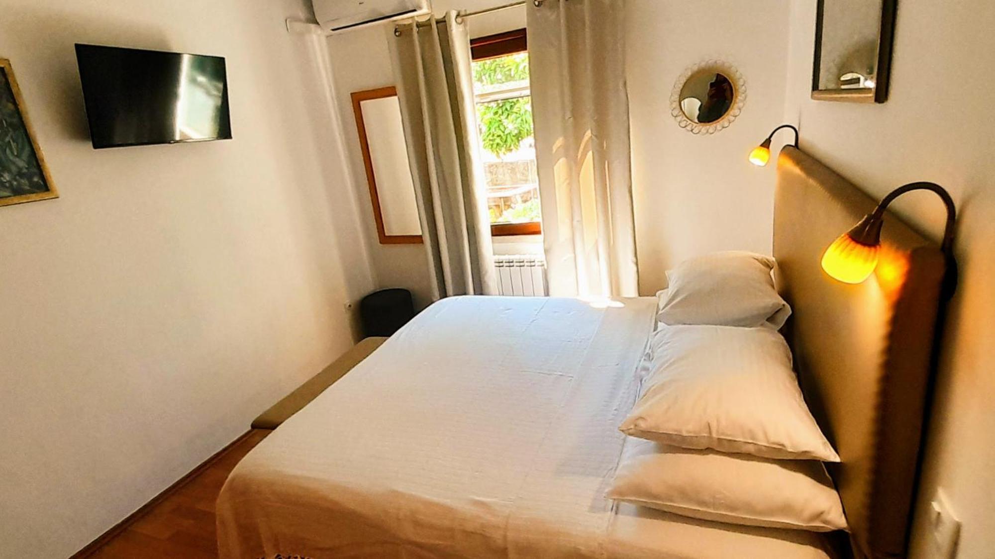 Apartments Iris Korčula Buitenkant foto