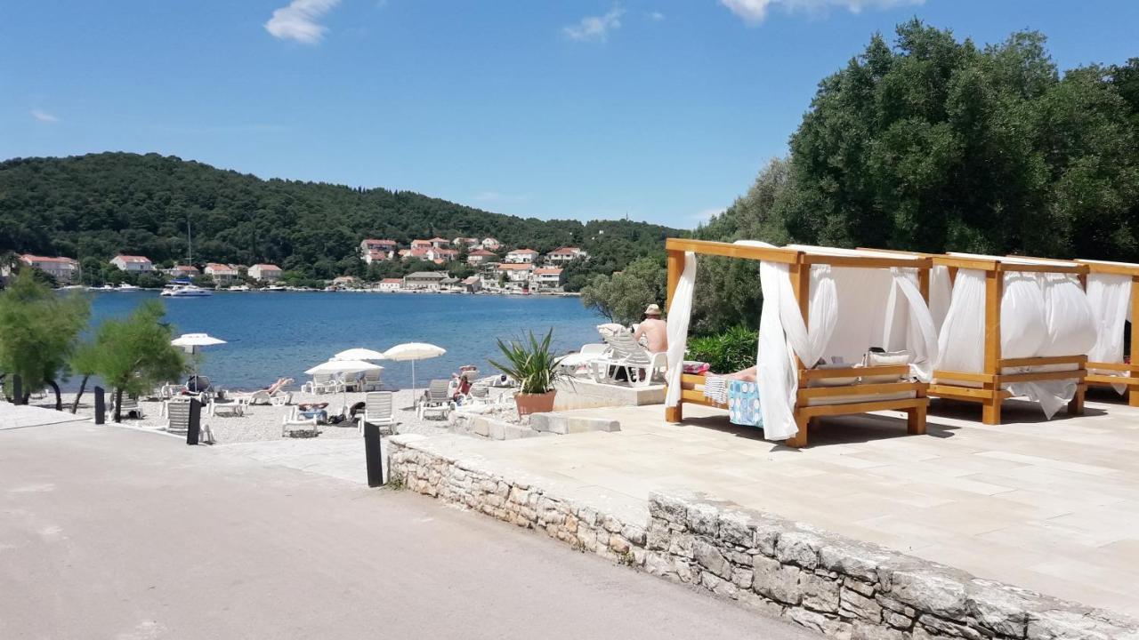 Apartments Iris Korčula Buitenkant foto